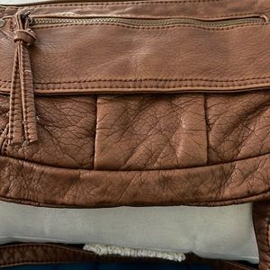 Bueno Carmel Crossbody